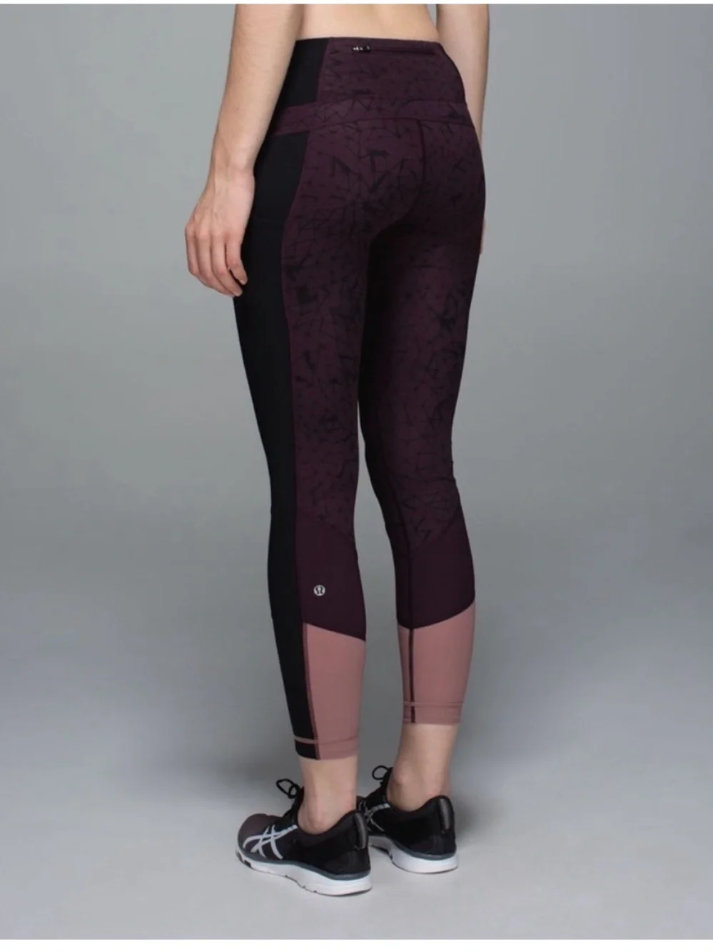 Lululemon Trail Bound 7/8 tights full on luxtreme in Star Crushed Black Cherry 4